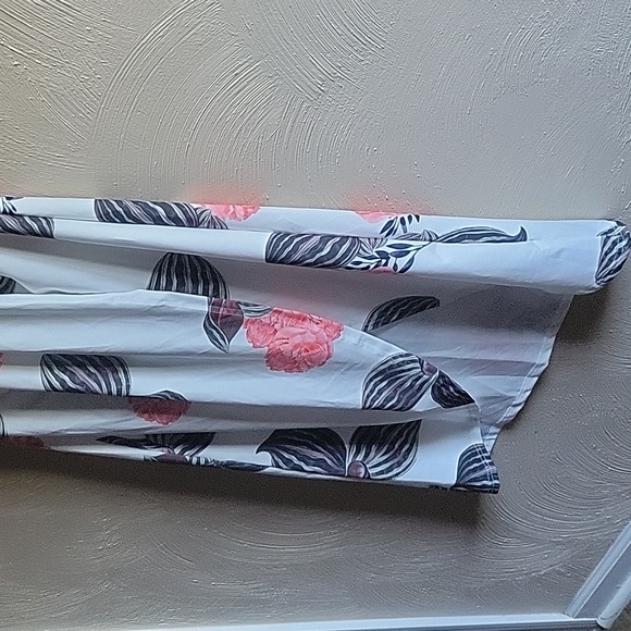 New in Package DHgate Floral Sleeveless dress Size M - Picture 4 of 8